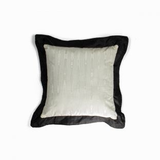 Moire Light Silver with Black Raffles in Greek Key Pillow Line-square S